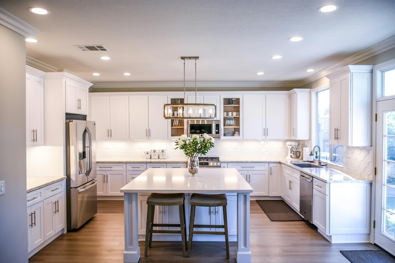 Dark Vs Light Kitchen Cabinets - White